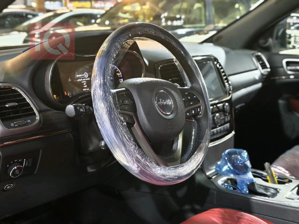 جيب جراند شيروكي